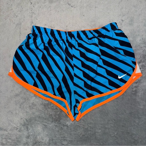 Nike Dri-Fit and Under Armour Athletic Running Shorts Women’s Size Small - Picture 2 of 15